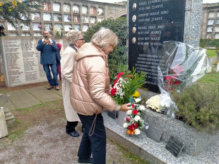 2024 10 27_INAUGURACIÓ DE LA NOVA PLACA EN HOMENATGE ALS AFUSELLTAS DE L’ALBAGÉS