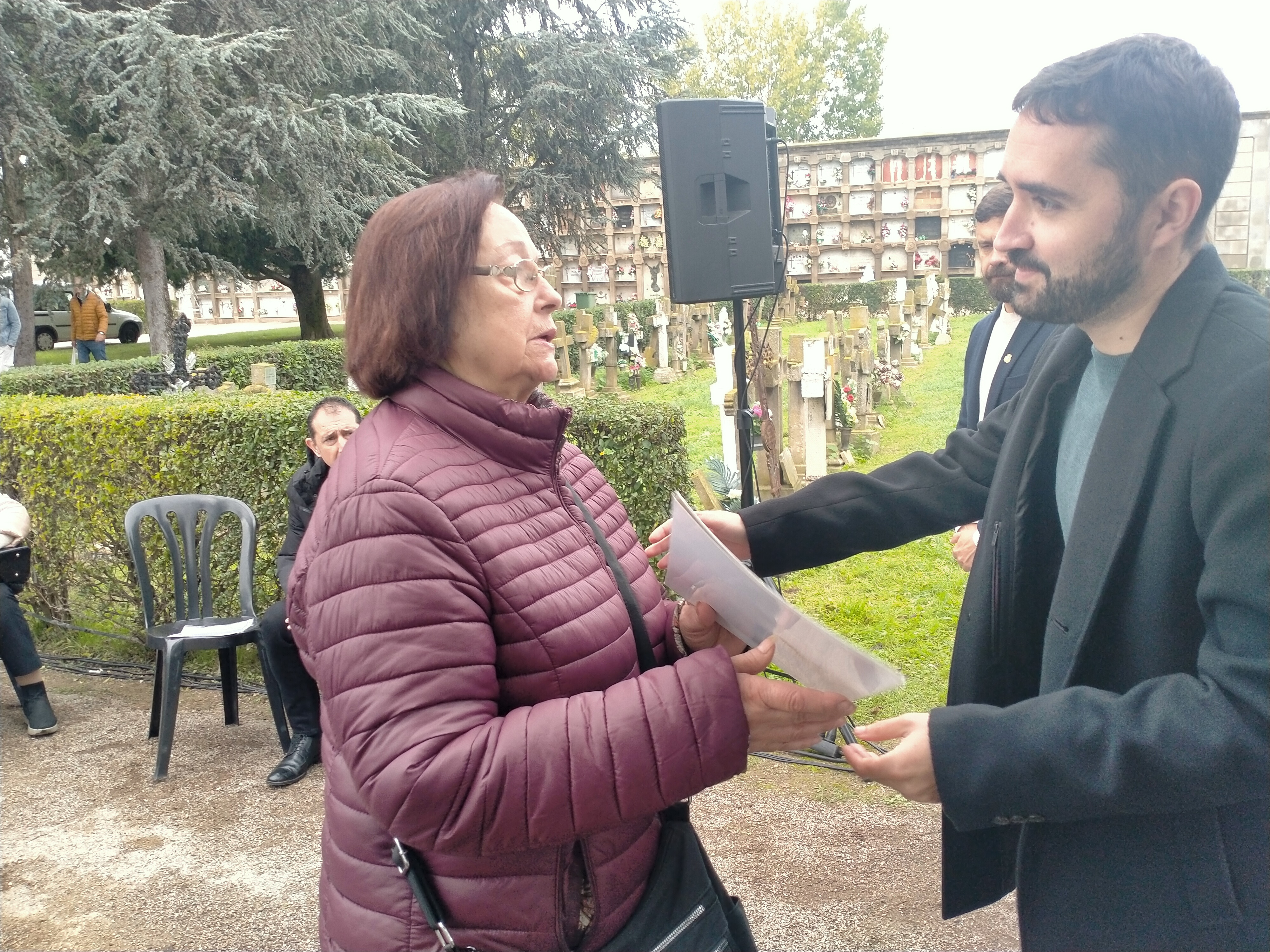 2024 10 27_INAUGURACIÓ DE LA NOVA PLACA EN HOMENATGE ALS AFUSELLTAS DE L’ALBAGÉS