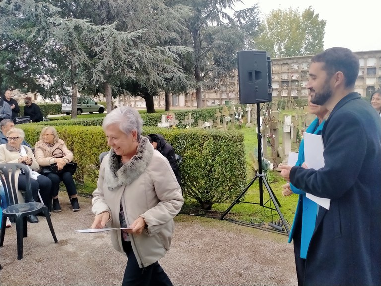 2024 10 27_INAUGURACIÓ DE LA NOVA PLACA EN HOMENATGE ALS AFUSELLTAS DE L’ALBAGÉS