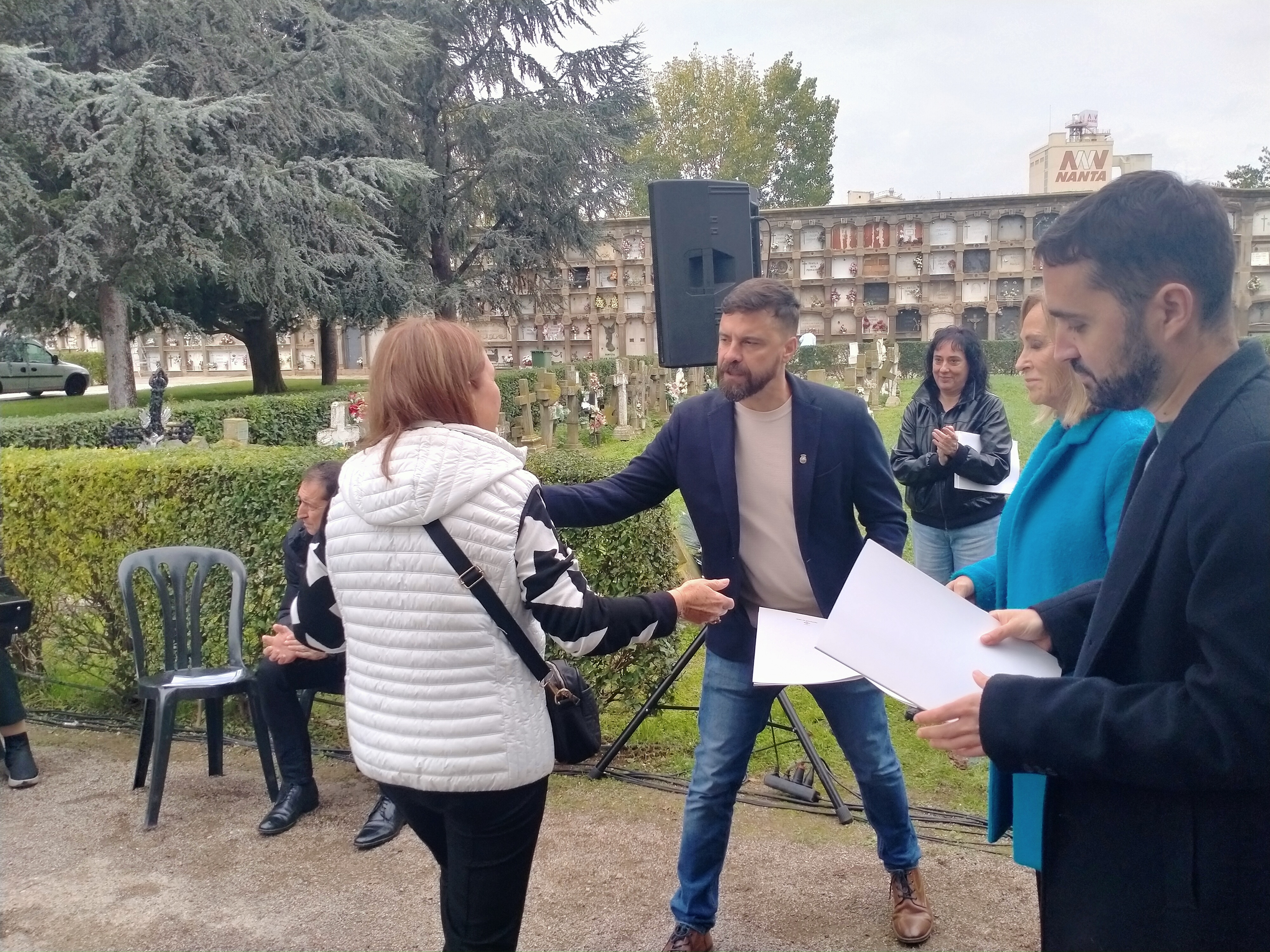 2024 10 27_INAUGURACIÓ DE LA NOVA PLACA EN HOMENATGE ALS AFUSELLTAS DE L’ALBAGÉS