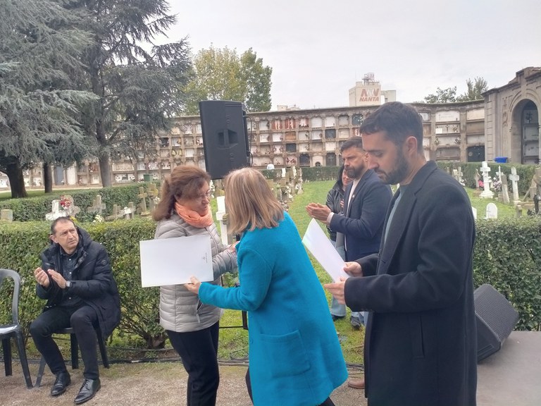 2024 10 27_INAUGURACIÓ DE LA NOVA PLACA EN HOMENATGE ALS AFUSELLTAS DE L’ALBAGÉS