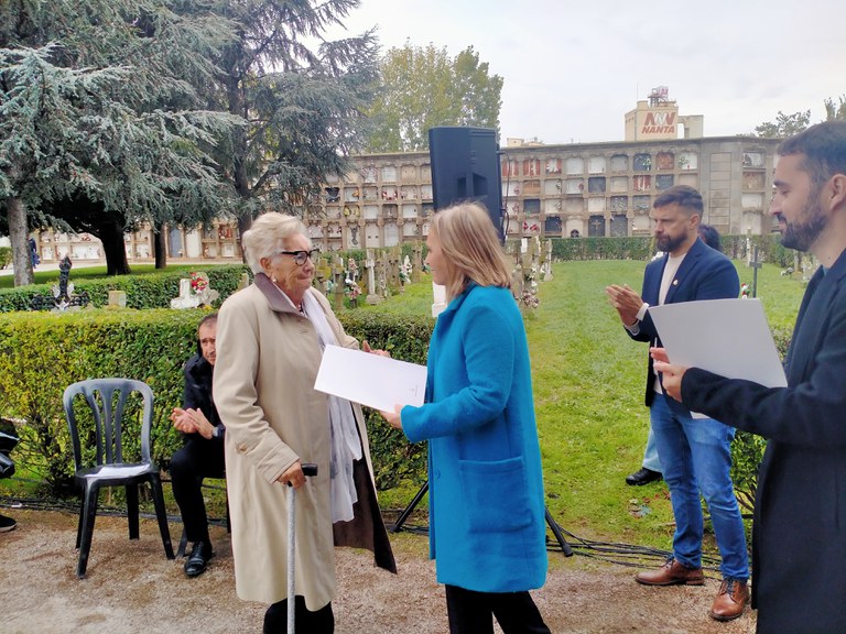 2024 10 27_INAUGURACIÓ DE LA NOVA PLACA EN HOMENATGE ALS AFUSELLTAS DE L’ALBAGÉS