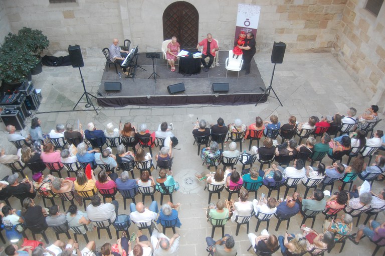 2025 07 08_MANCARENA DELACRÚ. LA VEU ESQUERRA DE LA COPLA