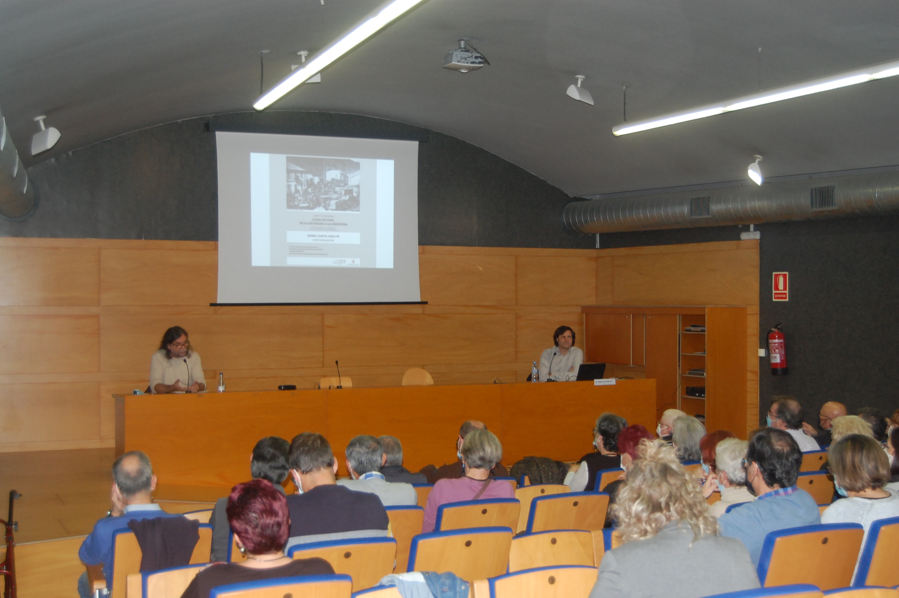 2021 10 28_Conferència_L’EXILI DE 1939, DE LA RETIRADA A LA DIÀSPORA