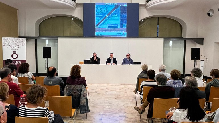 2025 10 23_PRESENTACIÓ AUDIOVISUAL "ELS ESPAIS DE MEMÒRIA DEL CEMENTIRI DE LLEIDA. UN RECORREGUT PELS ESPAIS DE LA GUERRA CIVIL I LA REPRESSIÓ FRANQUISTA"