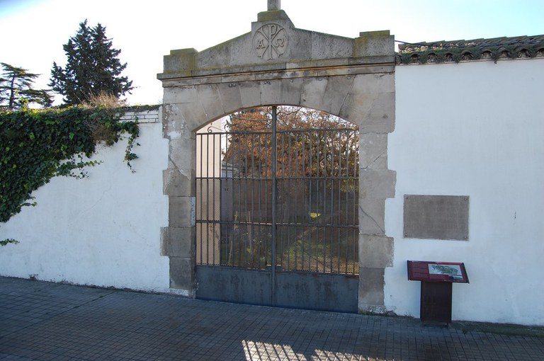 Entrada de les Vìctimes de la Repressió Revolucionaria