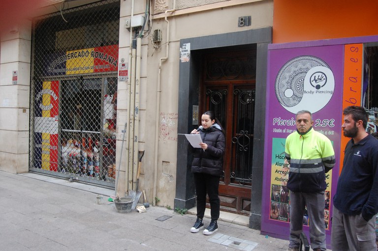 2023 03 18_Col·locació llambordes Stopersteine_Foto: Memòria Democràtica de l'Ajuntament de Lleida.