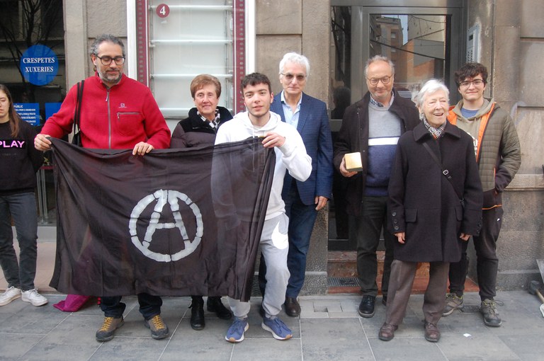 2023 03 18_Col·locació llambordes Stopersteine_Foto: Memòria Democràtica de l'Ajuntament de Lleida.