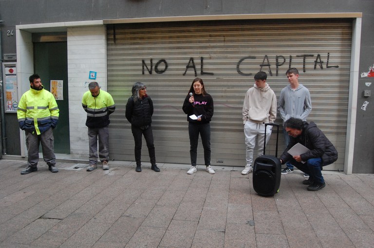 2023 03 18_Col·locació llambordes Stopersteine_Foto: Memòria Democràtica de l'Ajuntament de Lleida.