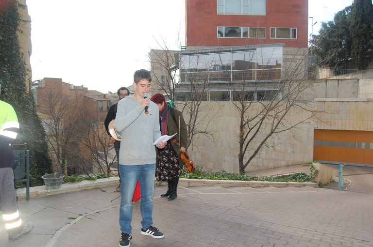 2023 03 18_Col·locació llambordes Stopersteine_Foto: Memòria Democràtica de l'Ajuntament de Lleida.