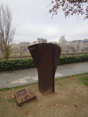 Escultura Fita