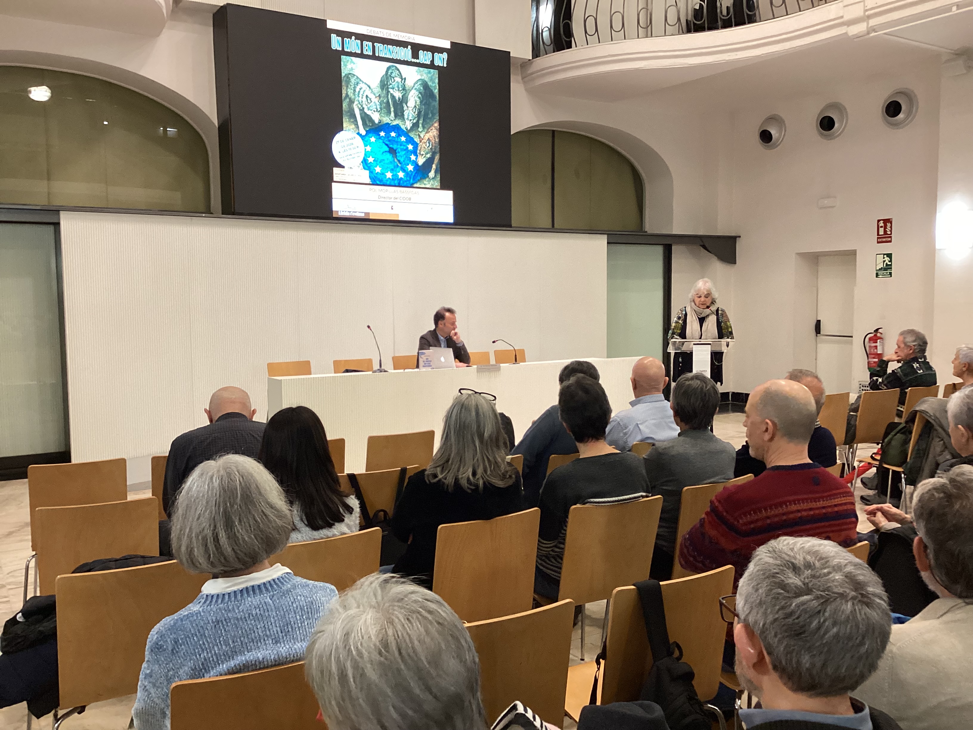 2026 01 27_UN MÓN EN TRANSICIÓ...CAP A ON?