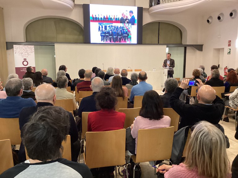 2026 01 27_UN MÓN EN TRANSICIÓ...CAP A ON?